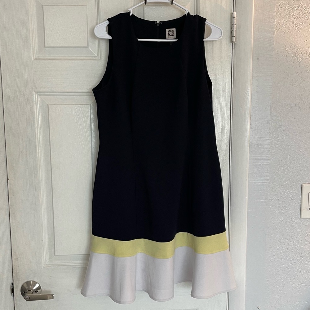 Anne Klein Navy blue dress with yellow and white accent- size 12 Petite